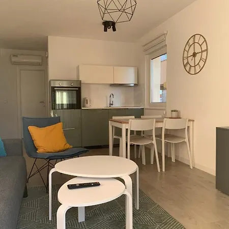 Luxuria Baška Voda
