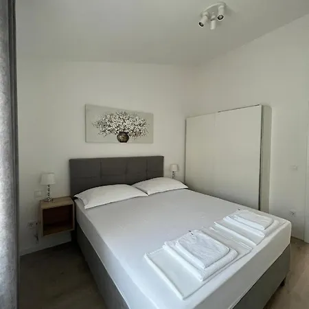 Luxuria