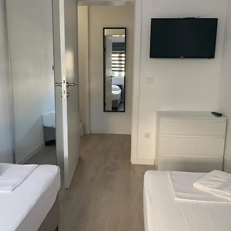 Luxuria Apartment *