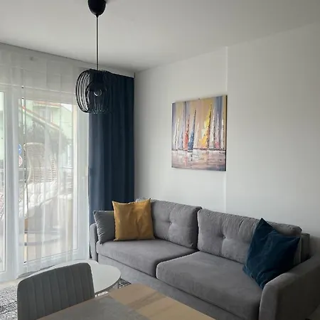 Luxuria Apartment *