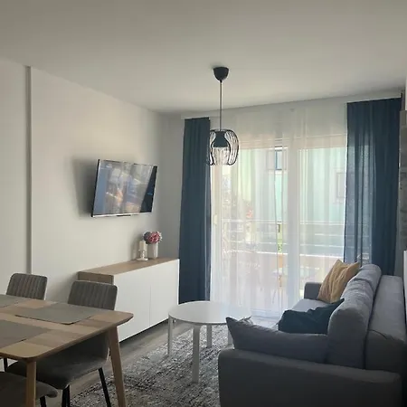 Luxuria Apartment