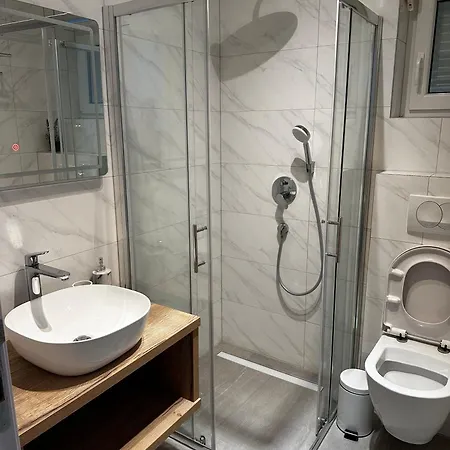 Luxuria Apartment Baska Voda