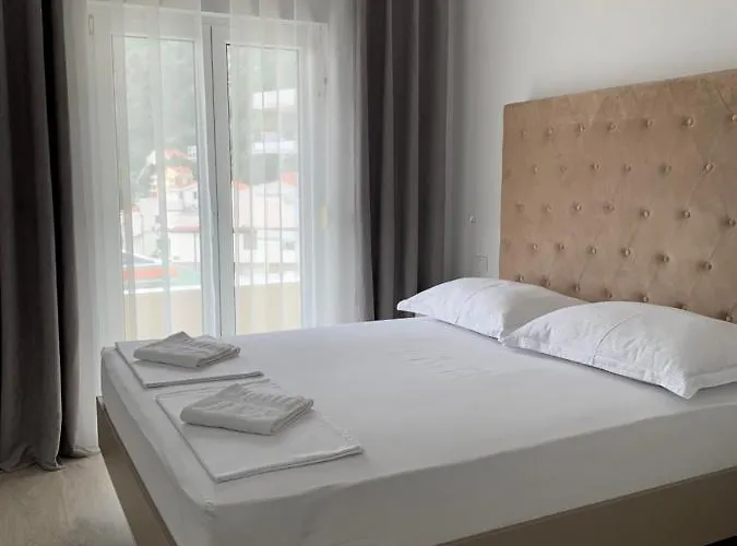 Luxuria Baška Voda